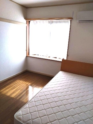 室内３